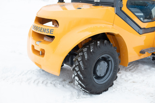Дизельный погрузчик Goodsense Внедорожный погрузчик GOODSENSE FD30G-X3 3000М 3000Т 4WD XINCHAI АРТ 10200001
